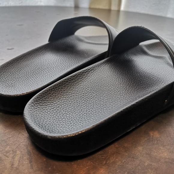 Authentic Balenciaga Leather Slide USED Size EU44